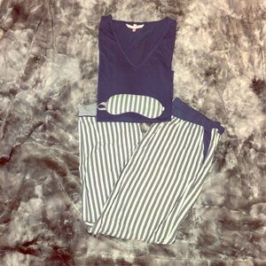 Victoria’s Secret T Shirt Pajama set